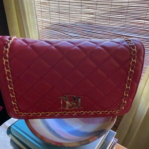 BADGLEY MISCHKA Big Diamond Crossbody!!